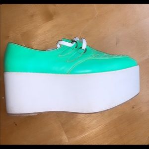 Jeffrey Campbell platform